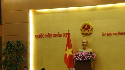 Thầy giáo cũng xâm hại học sinh