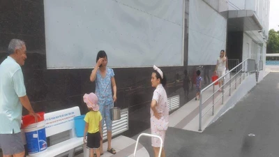 Hàng trăm hộ dân lao đao vì thiếu nước nhiều ngày