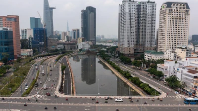 Khơi thông đường song hành Võ Văn Kiệt, người dân đi lại ra sao?