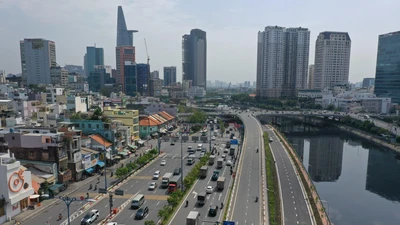 Chính thức thông xe đường song hành Võ Văn Kiệt