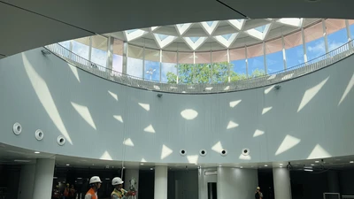 Lộ diện kiến trúc ga metro số 1 sắp về đích, điểm nhấn đẹp nhất là giếng trời 