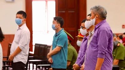 Phúc thẩm vụ VN Pharma: Triệu tập Cục Quản lý dược