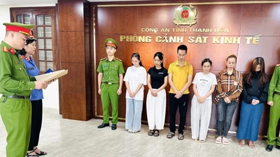 Triệt xóa đường dây giả mạo hàng loạt thương hiệu nước hoa nổi tiếng
