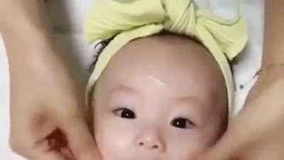 Mẹ ơi đến giờ làm đẹp của con rồi