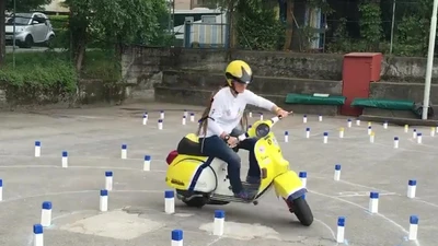 Màn trình diễn vespa điệu nghệ tại Coppa Piemonte