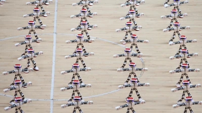 Màn đồng diễn của hơn 1.000 con robot cực kì độc đáo