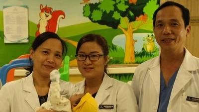 Cứu sống bệnh nhi mắc nhiều dị tật tim bẩm sinh nặng