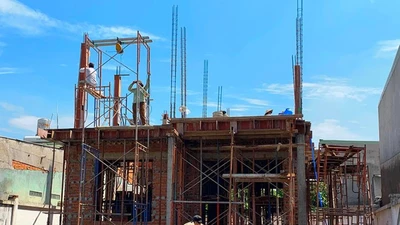 Dự kiến nhân công xây dựng công trình phải có ‘thẻ xanh COVID’ 