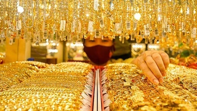 Cho phép doanh nghiệp vay vàng trong dân liệu có đơn giản?