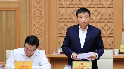 Giữ vững ổn định kinh tế vĩ mô gặp nhiều thách thức từ bên ngoài