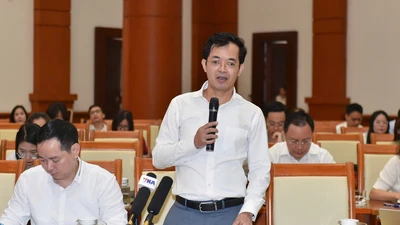 Bộ Tài chính sẽ đánh giá lại toàn bộ chính sách thuế với xăng E10