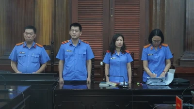 Vụ 13 công an nhận tiền để thả người: Cựu trưởng công an phường bị đề nghị 7-8 năm tù