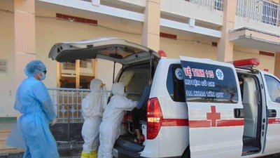 TP.HCM: Cách ly một tàu đến từ vùng dịch COVID-19