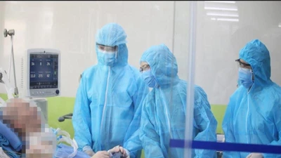 Bệnh nhân 91 đã bấm được phím điện thoại sau 83 ngày điều trị