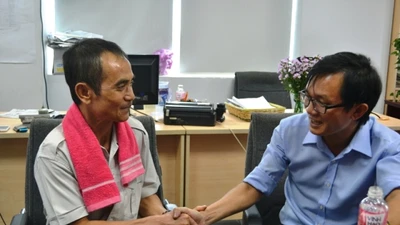 Clip ông Huỳnh Văn Nén cảm ơn Báo Pháp Luật TP.HCM 