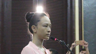 Phương Nga khai bị điều tra viên dọa dẫm