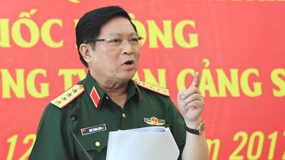 Bộ trưởng Quốc phòng: 'Sẵn sàng thu hồi đất sân golf'