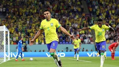 Xem cú vô lê tuyệt đẹp của Casemiro giúp Brazil thắng Thụy sĩ 1-0