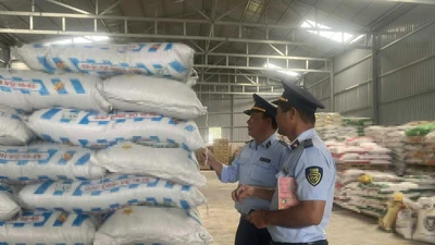 Tây Ninh: Nông dân 'kêu trời' giữa ma trận vật tư nông nghiệp giả