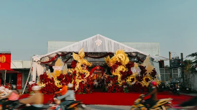 Đám cưới gây “bão” mạng xã hội, Kho gạo lột xác thành trung tâm tiệc cưới ở Tây Ninh