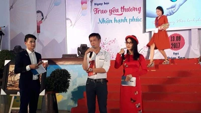 Nghệ sĩ đấu giá giúp xoa dịu nỗi đau người ở lại