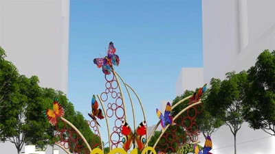 Chó cao 3,6m ở đường hoa Nguyễn Huệ Xuân 2018