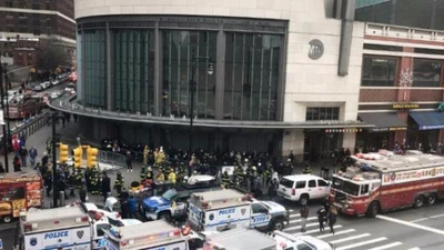 Hơn 100 người bị thương vì tai nạn tàu lửa ở New York