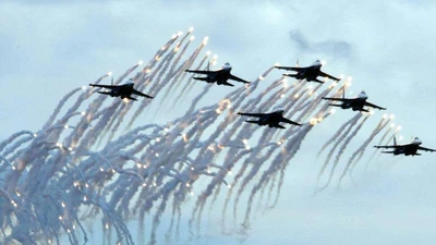 Ông Putin chỉ đạo không quân Nga sẵn sàng chiến đấu