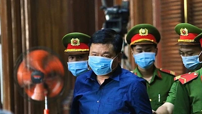 Ông Đinh La Thăng phủ nhận lời khai cấp dưới 