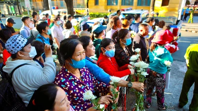 Xử vụ bé gái 8 tuổi bị bạo hành đến chết: Lời khai của cặp đôi Trang, Thái như xát muối vào lòng người dự khán