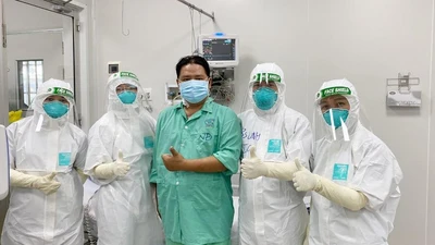 Chiến sĩ công an mắc COVID-19 nặng ở TP.HCM hồi phục, gửi lời cảm ơn mọi người