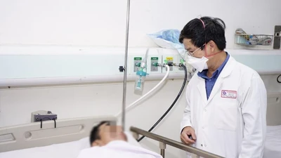 Ngộ độc methanol mà bị chẩn đoán nhồi máu cơ tim, bệnh nhân suýt chết