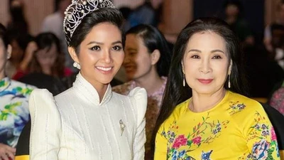 Hoa hậu H'Hen Niê phấn khích khi làm Đại sứ lễ hội áo dài