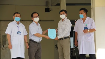 Bệnh nhân COVID-19 ở Đắk Lắk từng phải thở máy đã xuất viện