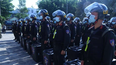 Bộ Công an chi viện quân số cho Bình Dương chống dịch COVID-19