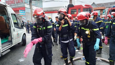 Người phát hiện vụ cháy quán karaoke tại Bình Dương kể lại sự việc