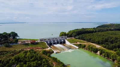 Hồ Dầu Tiếng tiếp tục xả lũ, cảnh báo ngập cục bộ ven sông Sài Gòn