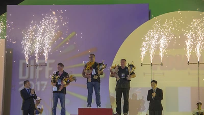 Ngỡ ngàng đêm chung kết lễ hội pháo hoa Đà Nẵng