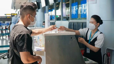 Đà Nẵng đồng ý nối lại các đường bay để đưa người dân về quê