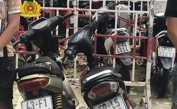 Trong 1 đêm, nhóm thiếu niên ở Đà Nẵng trộm liên tiếp 3 xe máy