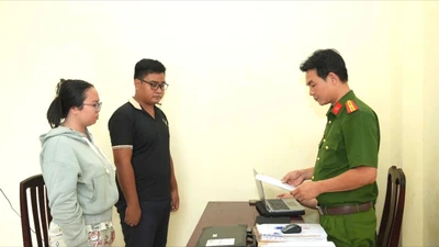 Khởi tố 2 người livestream bán 'bùa', lừa đảo chiếm đoạt hơn 65 triệu đồng