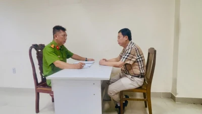 Tự xưng cán bộ Tổng cục 2 để lừa đảo 'chạy án'