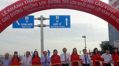 Sáng nay thông xe 2 cầu vượt