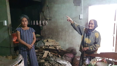 Những căn nhà rệu rã sau bão