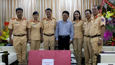 'Báo chí trước hết phải phục vụ nhu cầu của bạn đọc'