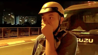 Không đeo khẩu trang, thanh niên nhậu say phóng xe vào đường cấm