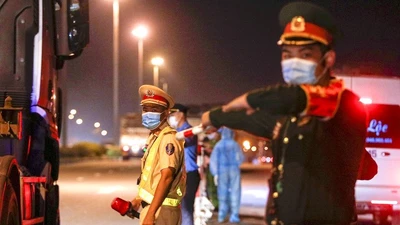 TP.HCM kích hoạt 12 chốt kiểm soát dịch, đó là những chốt nào?