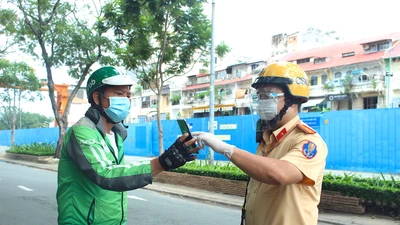  Xe ôm công nghệ được chở khách hạn chế khi dịch TP.HCM cấp độ 2