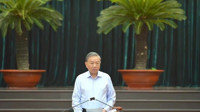 Tổng Bí thư, Chủ tịch nước: TP.HCM phải đi đầu, biến nghị quyết chiến lược thành thực tiễn