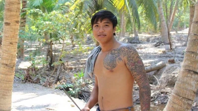 Nghi can sát hại vợ con trưởng ban dân vận khai gì?